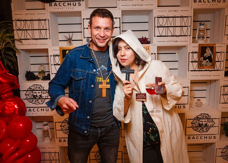 Тыквенные фонари и декорации для квеста на Хэллоуин в Bonn