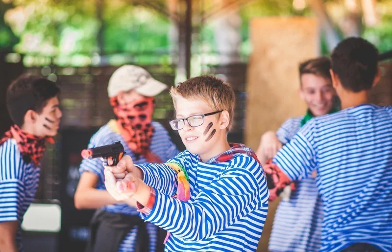 Quest for a teenager in Bonn.